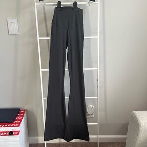 Aerie Gray Hi-Rise Leggings